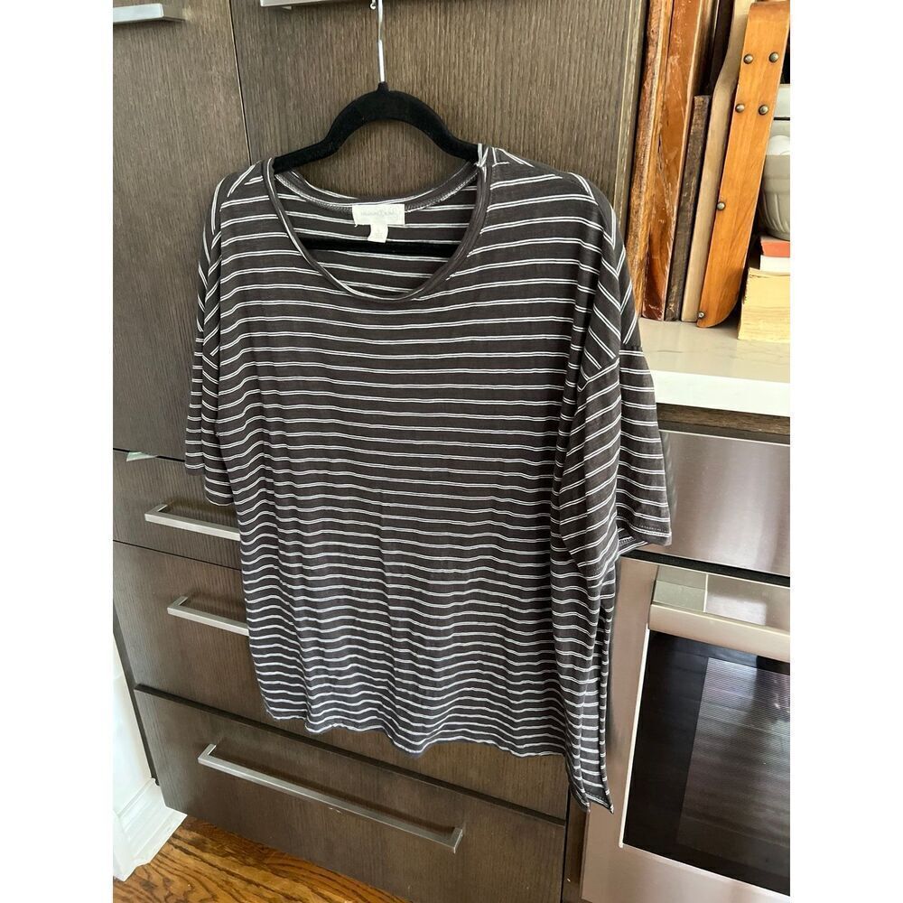 Treasure & Bond Womens T-Shirt black White Stripe Short Sleeve Slit large new